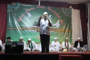 Maulid Nabi di Masjid Al-Mahdi Bekasi