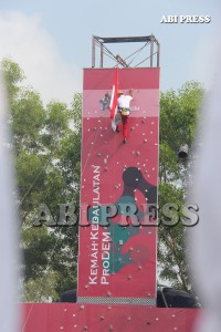 Pengibaran-Bendera-di-Pemanjatan