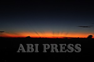 Sunrise-Bukit-Kembang-Puncak-Sari