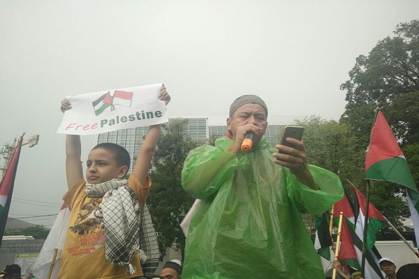 WhatsApp Image 2017-12-13 at 00.25.41