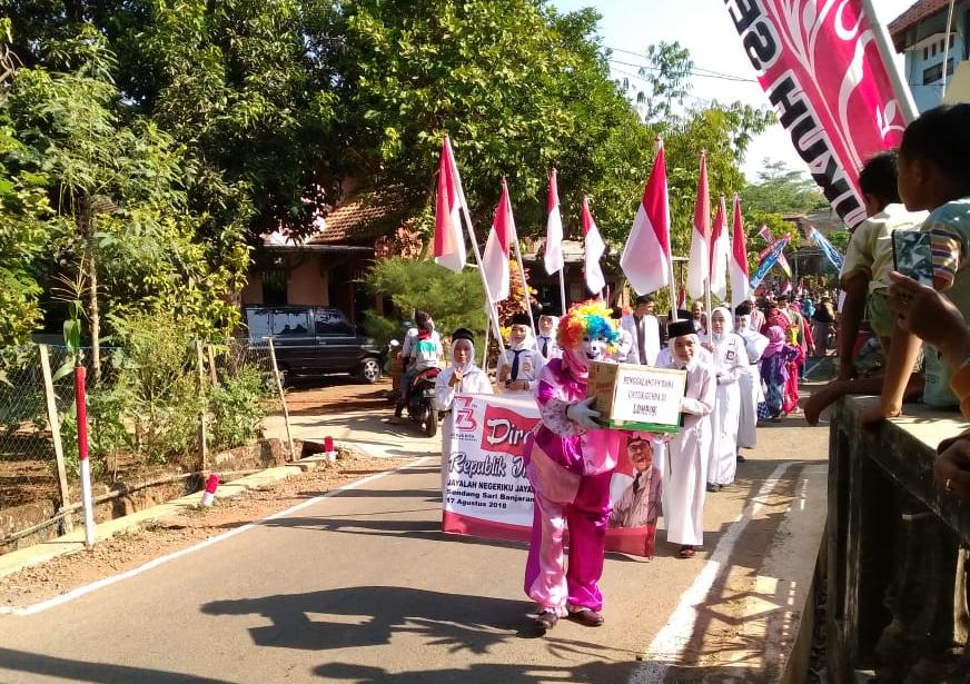 Warga Banjaran Jepara Peringati HUT Kemerdekaan Sambil Gelar Donasi Peduli Lombok