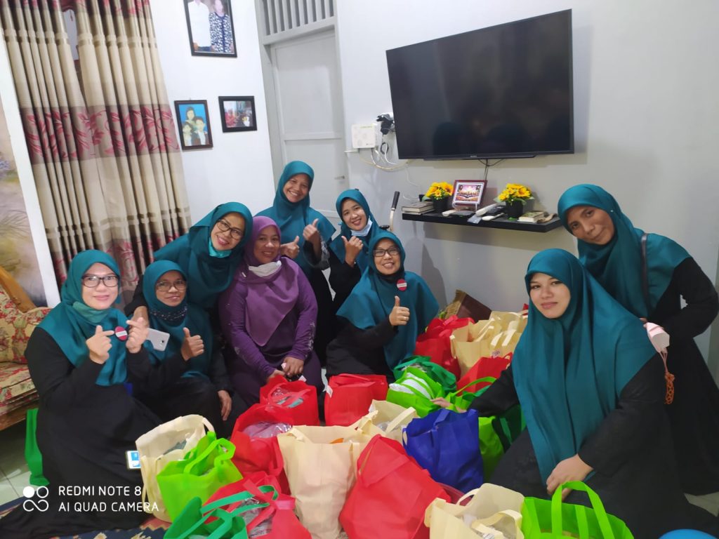 Peringati Wiladah Sayyidah Fatimah, Muslimah ABI Samarinda Gelar Khitanan Massal Gratis