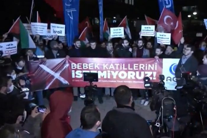 Warga Turki Tolak Kunjungan Presiden Rezim Zionis