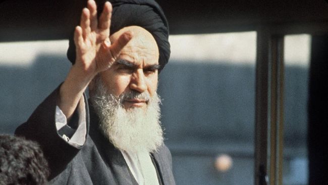 Imam Khomeini Hanya Menuju Allah