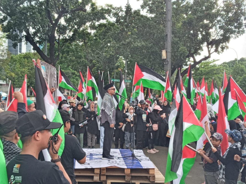 Peringati Hari al-Quds, Massa Geruduk Kantor Dubes AS di Jakarta