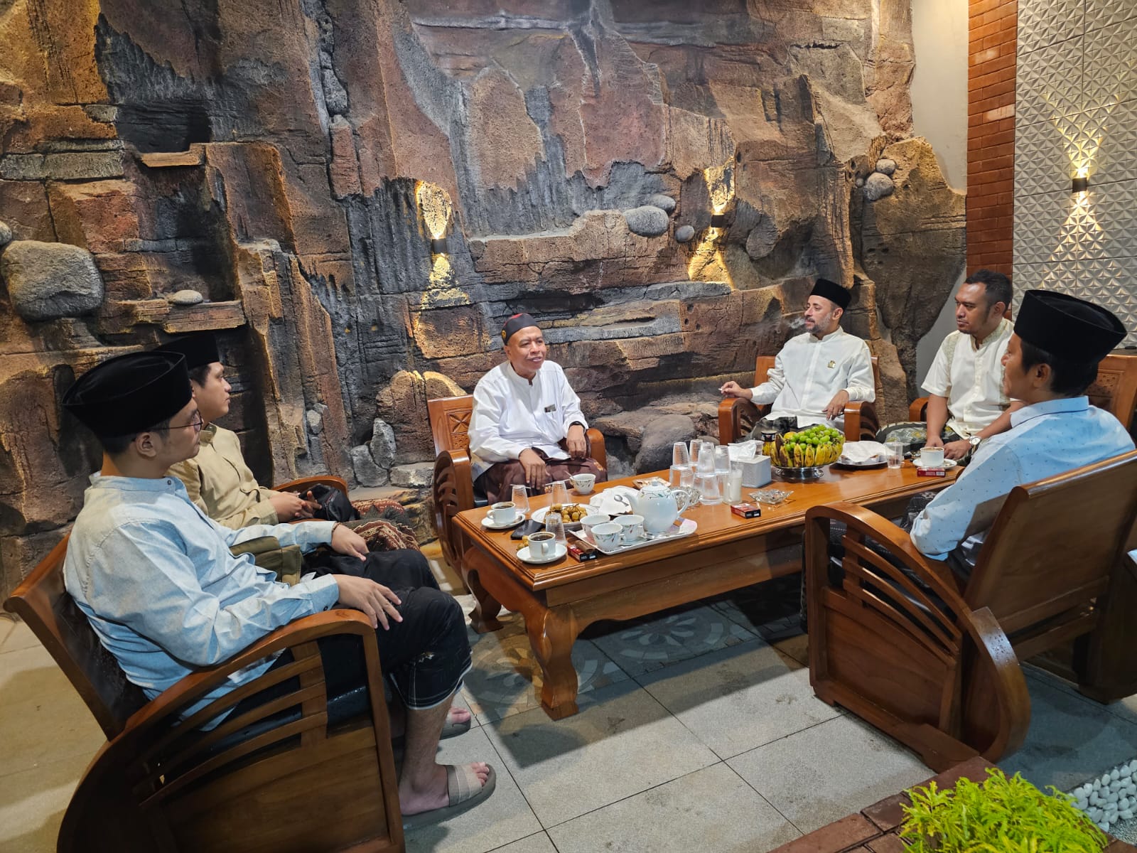 Kunjungan Guru Besar UIN ke DPW ABI Jatim: Toleransi Antar-Mazhab