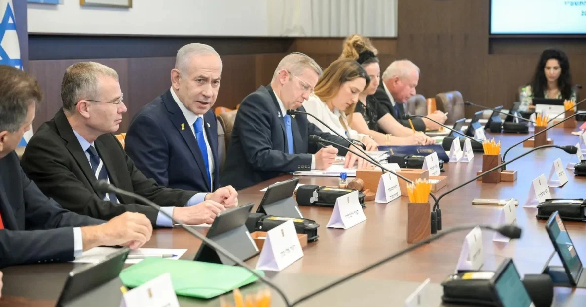 Netanyahu memimpin Rapat (Foto: Al Mayadeen)